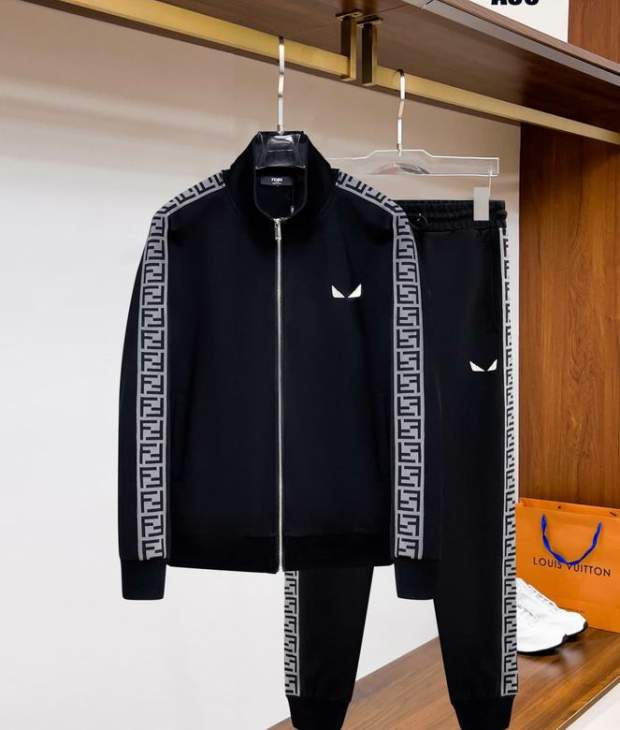 Picture of Fendi Sweater Suits _SKUFendiM-3XL12yn22238972
